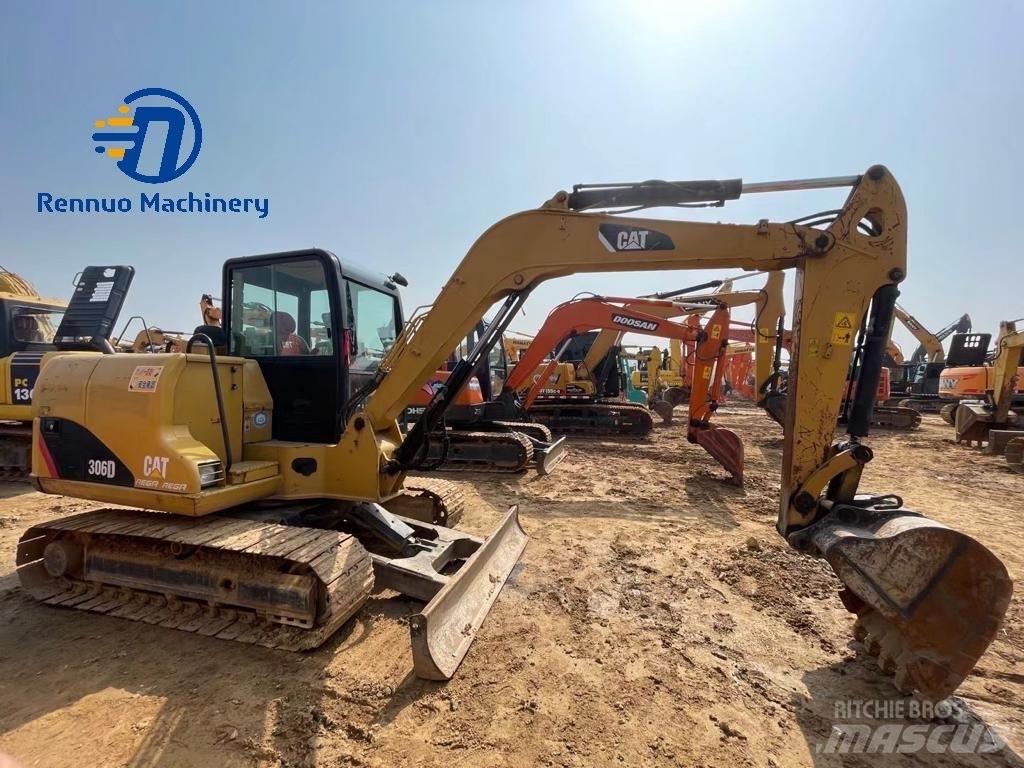 CAT 306D Mini rýpadla < 7t