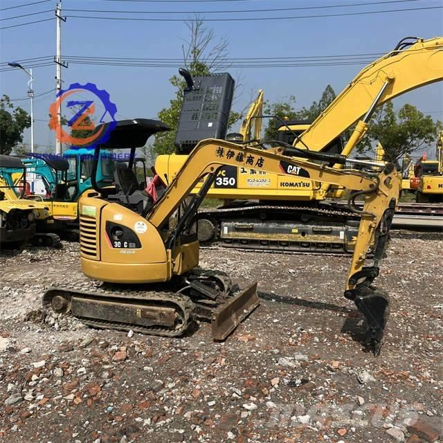 CAT 303 Mini rýpadla < 7t