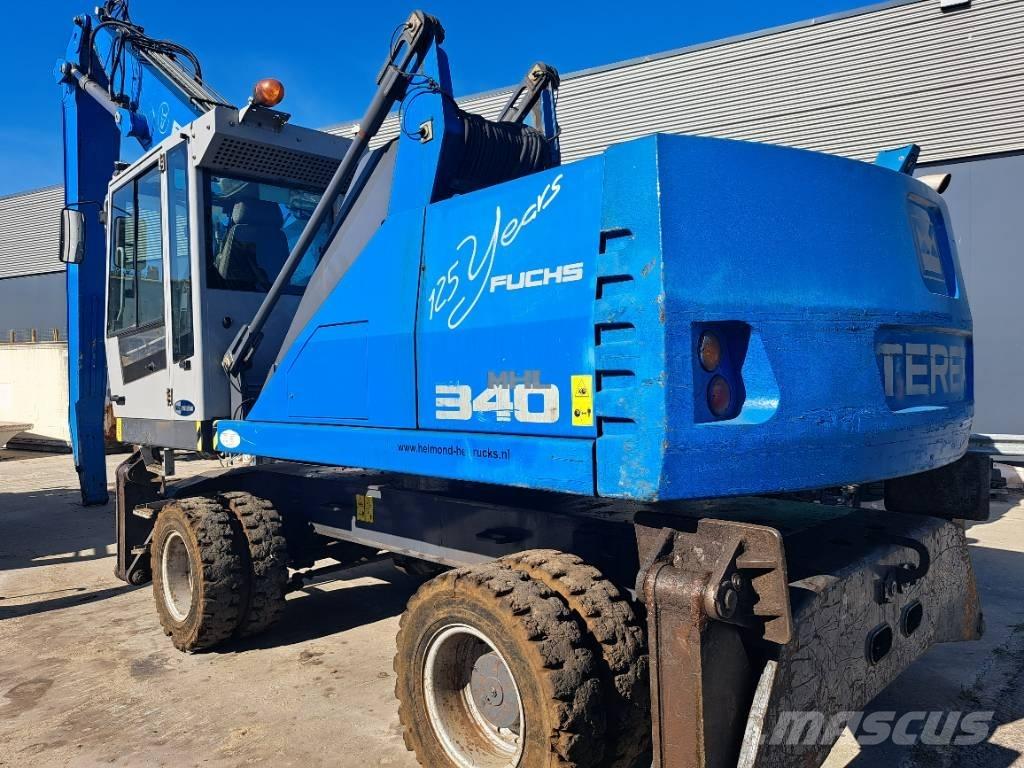 Fuchs MHL340D Stroje pro manipulaci s odpadem