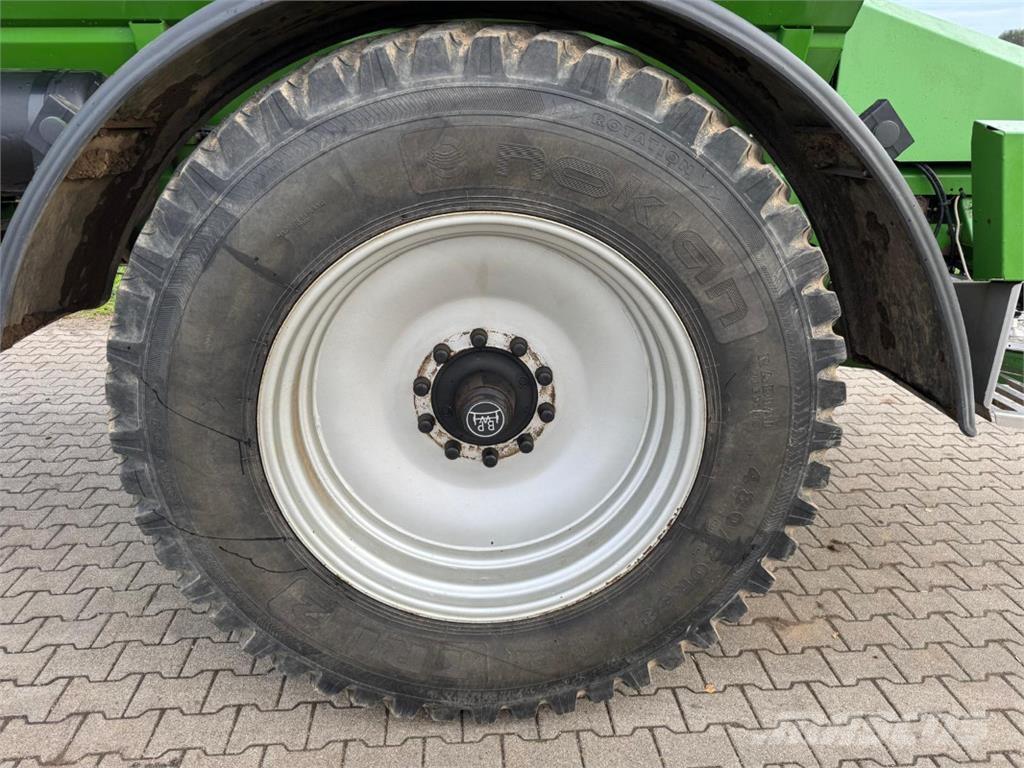 Amazone ZG-B 8200 Rozmetadlo minerálních hnojiv