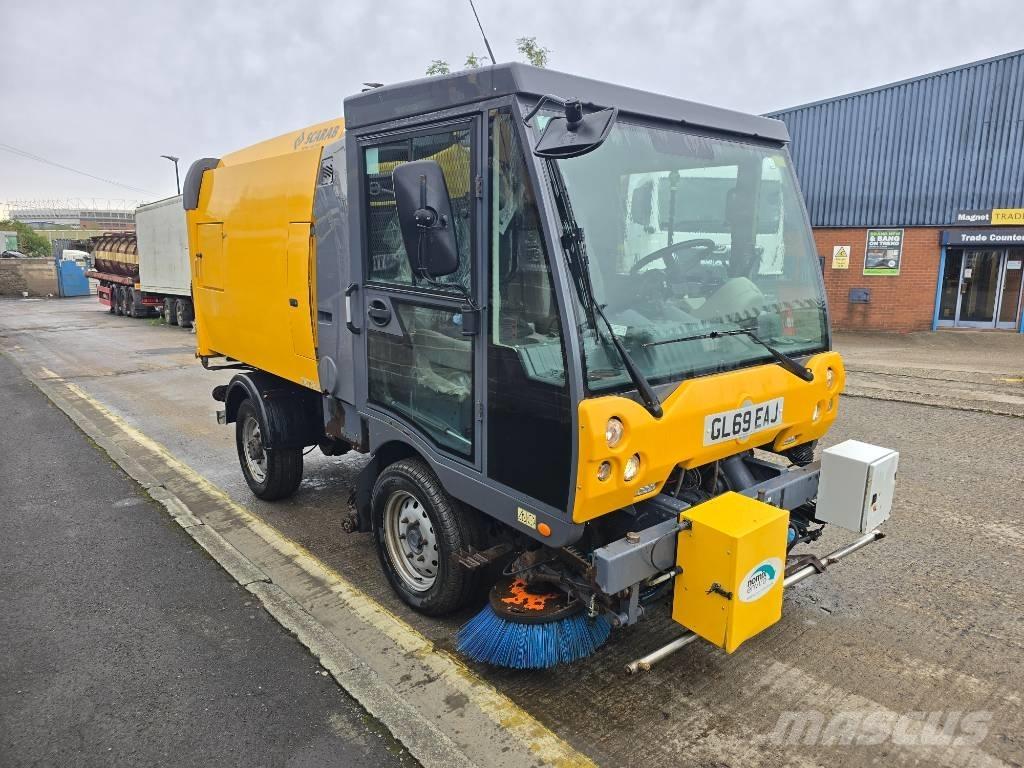 Scarab M25H Zametací stroje