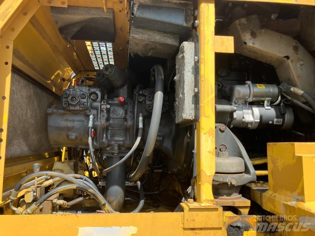 Komatsu PC 400 LC-8 Pásová rýpadla