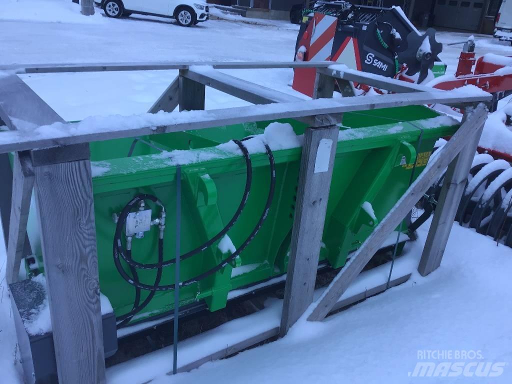 Sami SL 2000 Sypače písku a soli