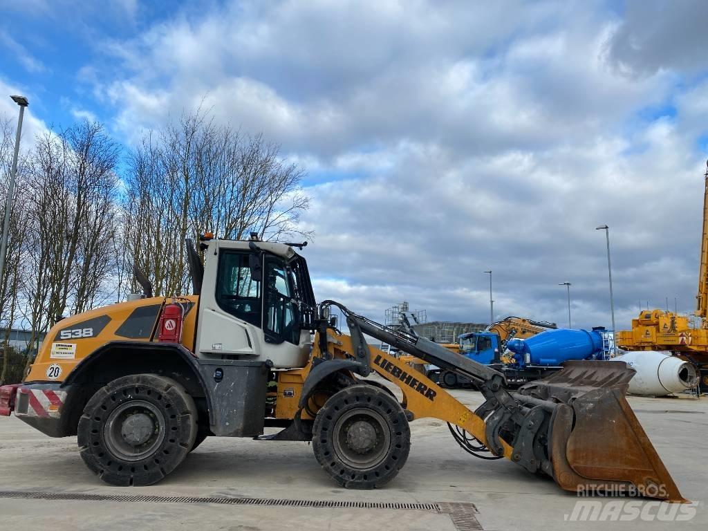 Liebherr L 538 Kolové nakladače