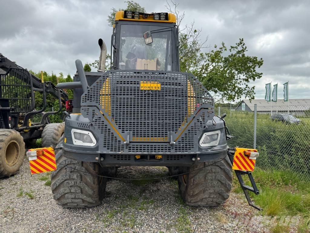 Ponsse Bear 8W Harvestory