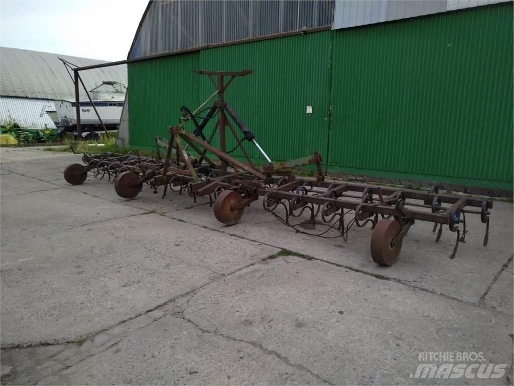 Agrostroj KON 800 Kultivátory