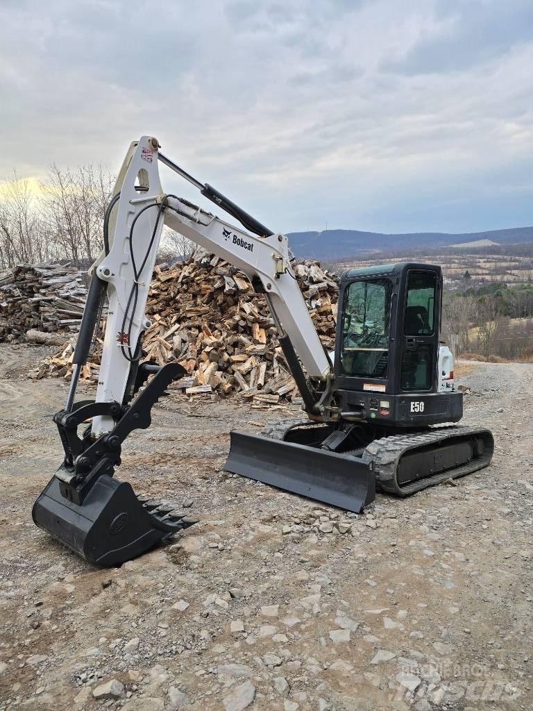 Bobcat E 50 Mini rýpadla < 7t