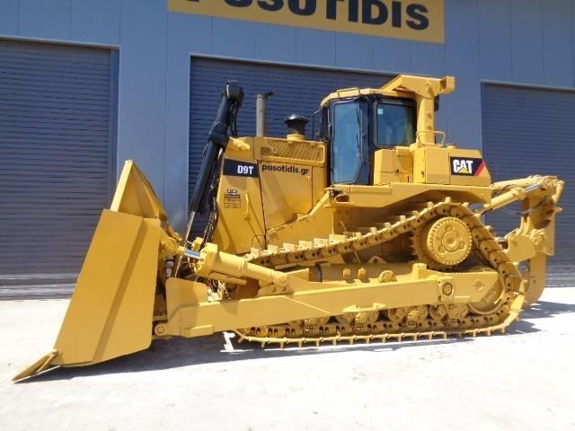 CAT D 9 T Pásové dozery