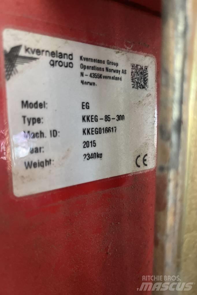Kverneland EG85 Oboustranné pluhy