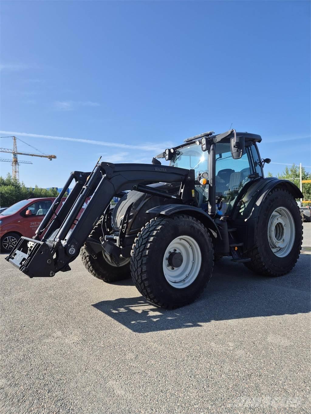 Valtra N175 A Traktory