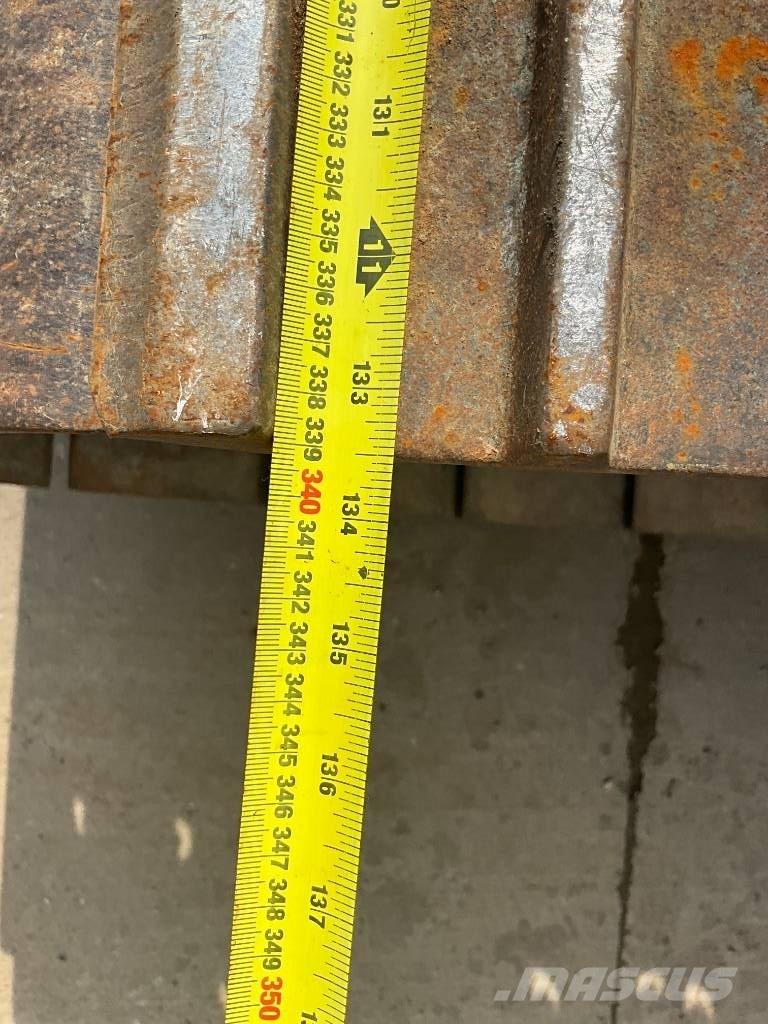 Hitachi ZX 250 LC-6 Rýpadla s dlouhým dosahem