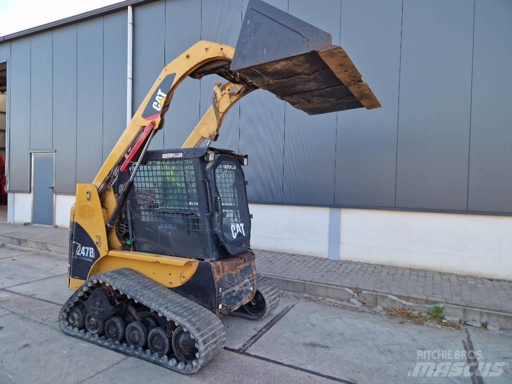 CAT 247 B Smykem řízené nakladače