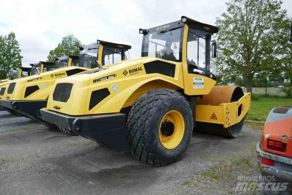 Bomag BW 213 DH-5 Půdní kompaktory