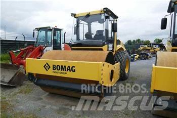Bomag BW 213 DH-5 Půdní kompaktory