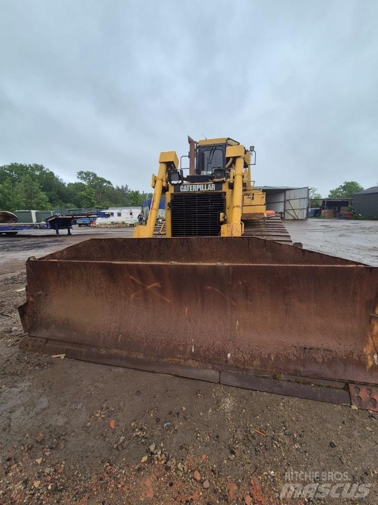 CAT D 6 R LGP Pásové dozery