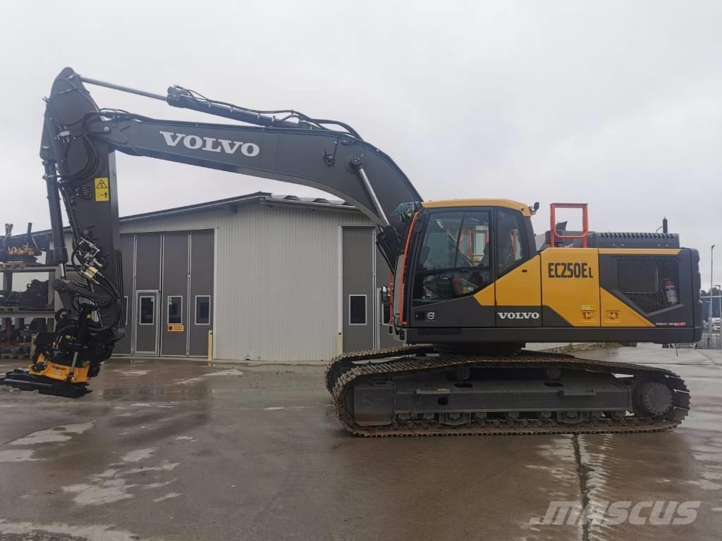 Volvo EC250EL Pásová rýpadla