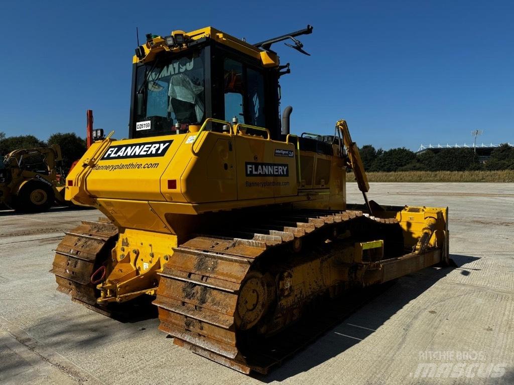 Komatsu D 65 PXi Pásové dozery