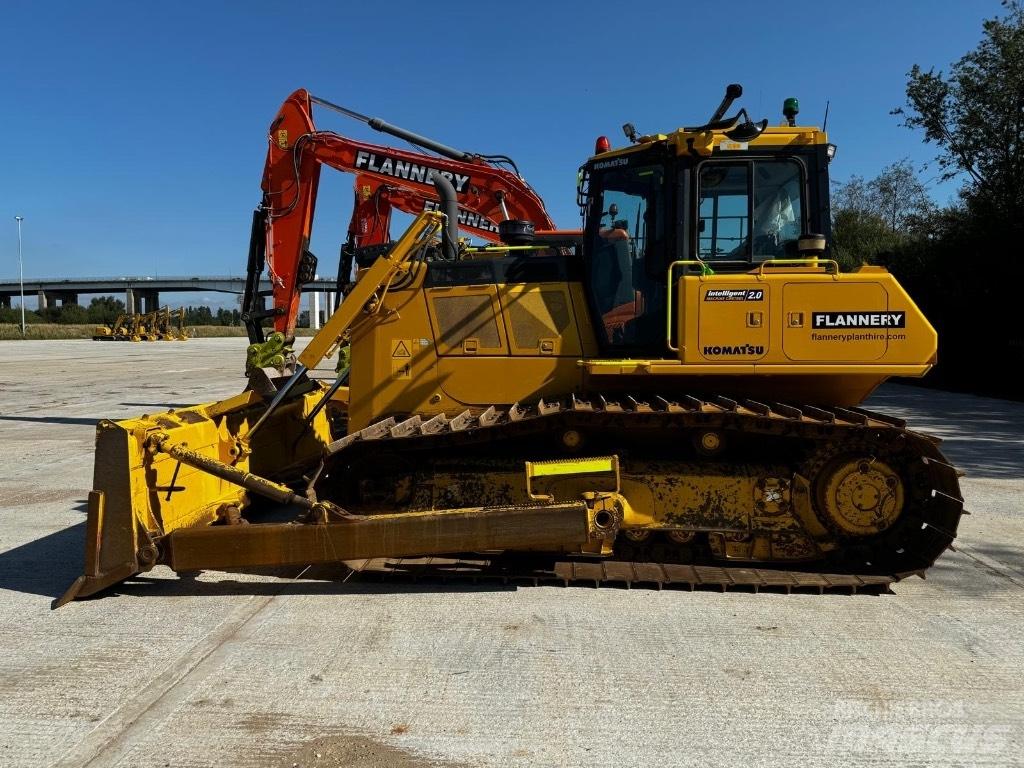 Komatsu D 65 PXi Pásové dozery