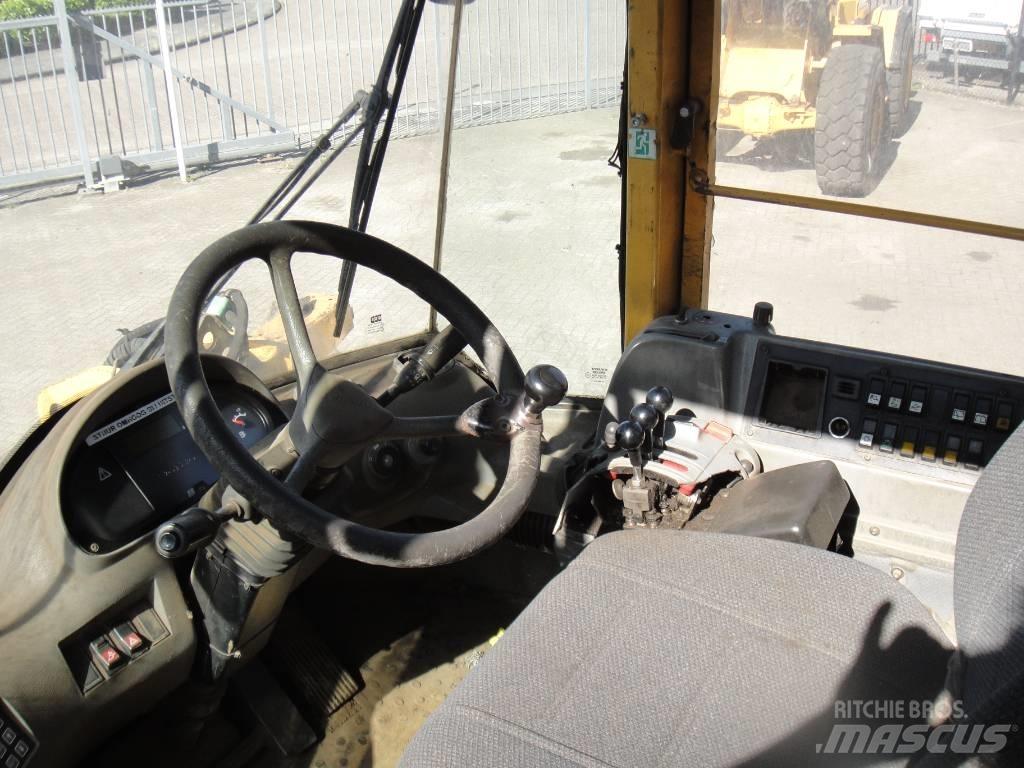 Volvo L 90 E Kolové nakladače
