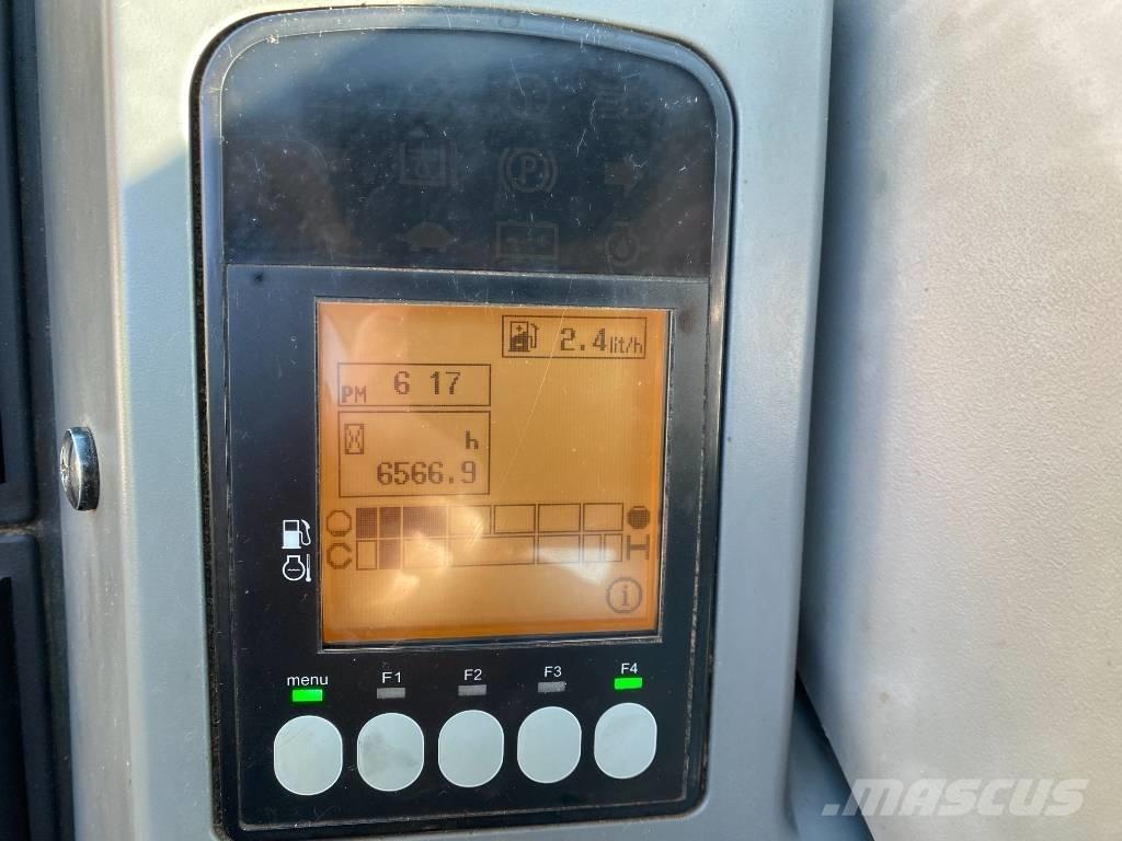 Yanmar SV100-2A Midi rýpadla 7t - 12t
