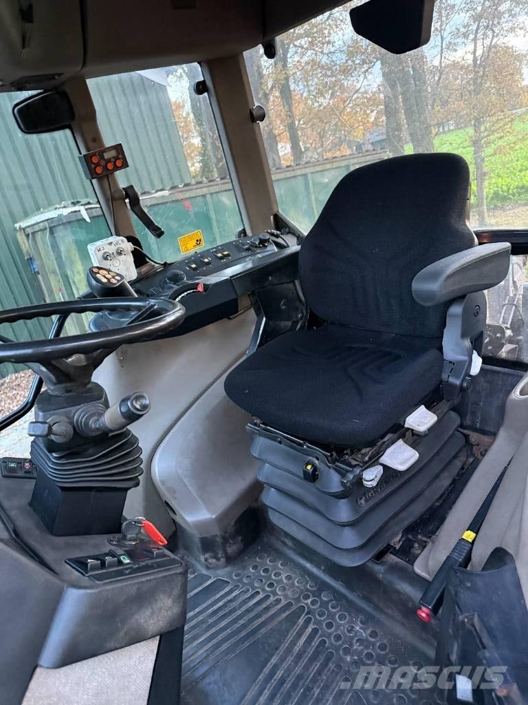 Case IH CVX 150 Traktory