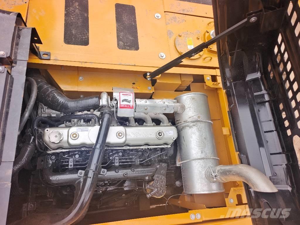 Sany SY 215 C Pásová rýpadla