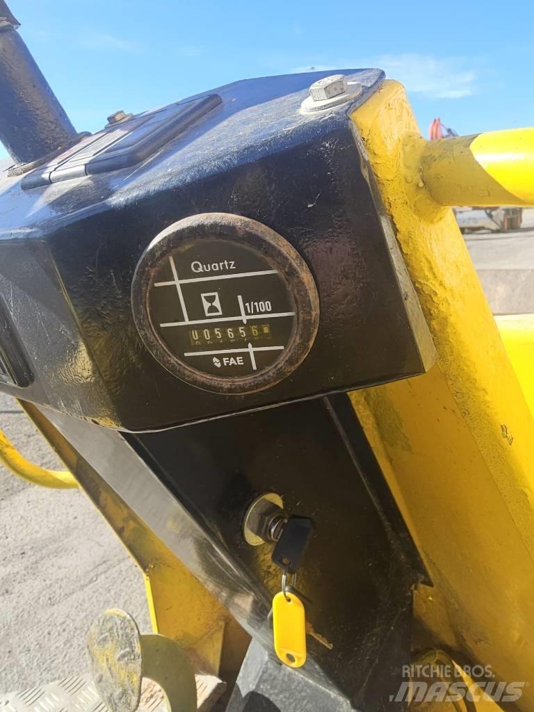 Thwaites MACH 20 Vyklápěcí dempry