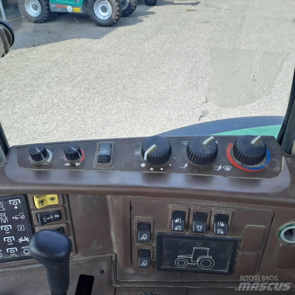 John Deere 6920 S Traktory
