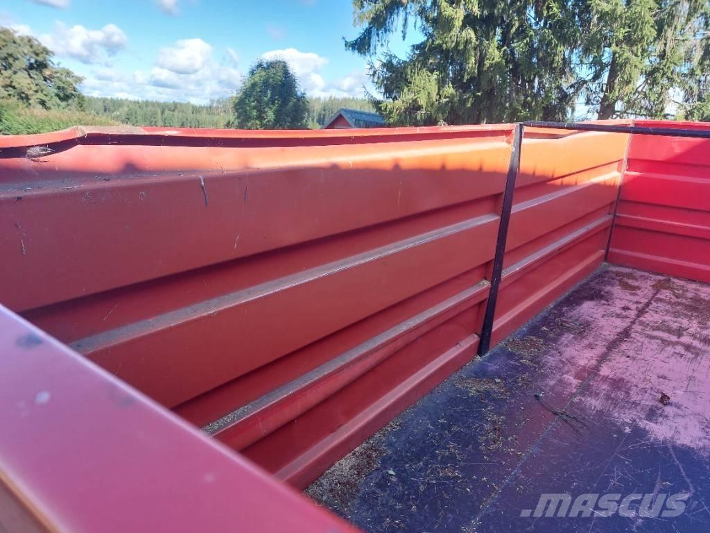 Junkkari 120 Sklápěcí přívěs
