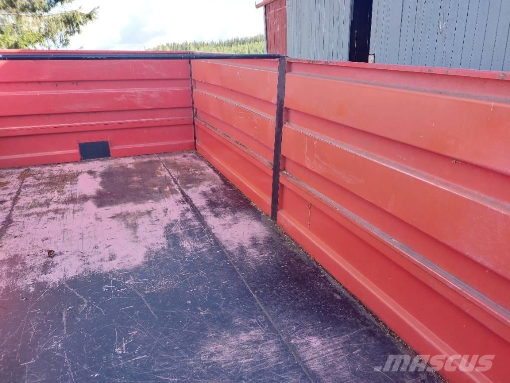 Junkkari 120 Sklápěcí přívěs