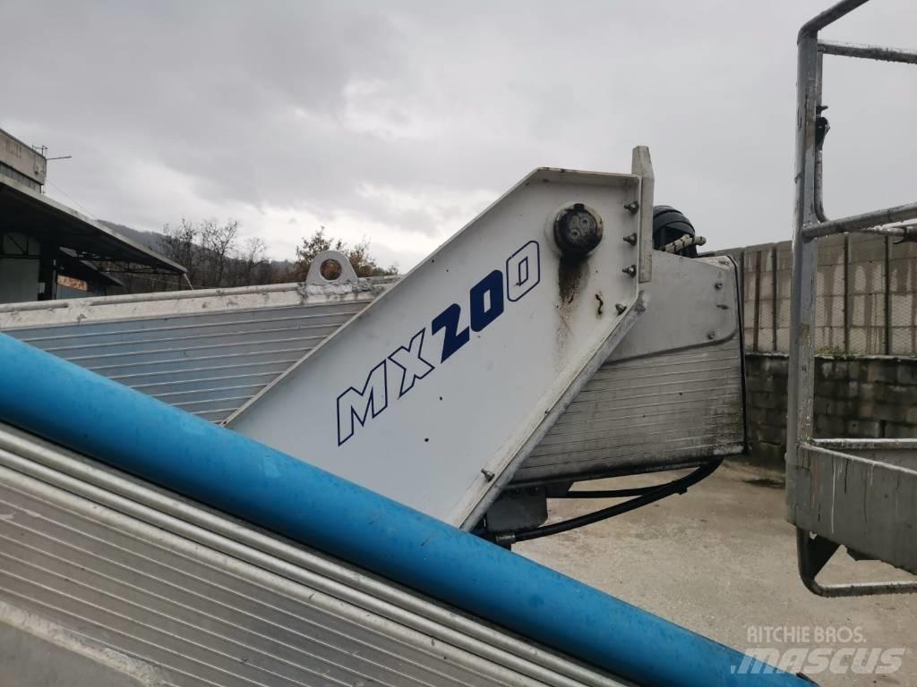 Multitel MX 200 Autoplošiny