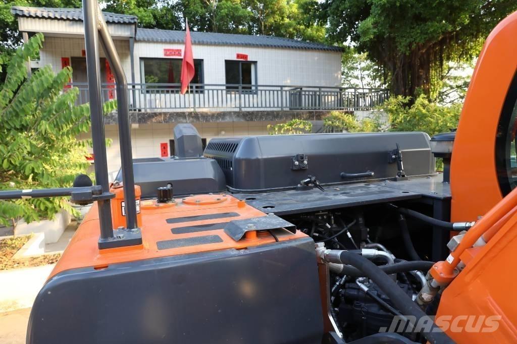 Develon DX205 Pásová rýpadla