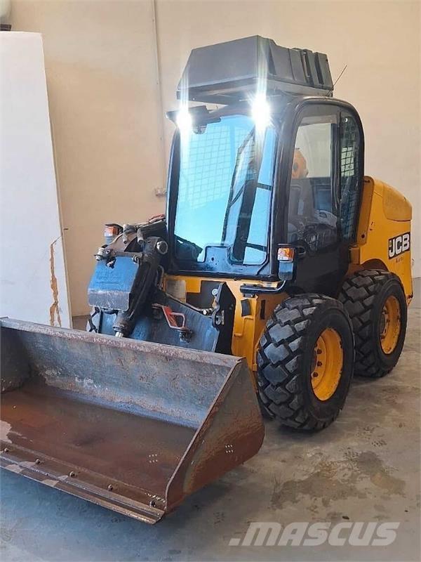 JCB 190HF Smykem řízené nakladače