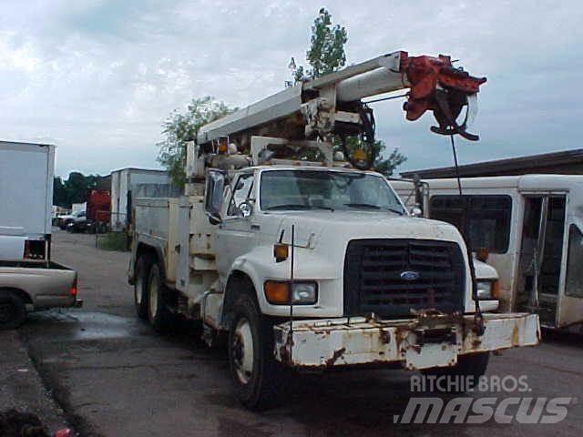 Altec D1000BR Mobilní vrtná souprava