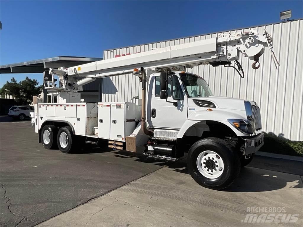 Altec D4065BTR Mobilní vrtná souprava
