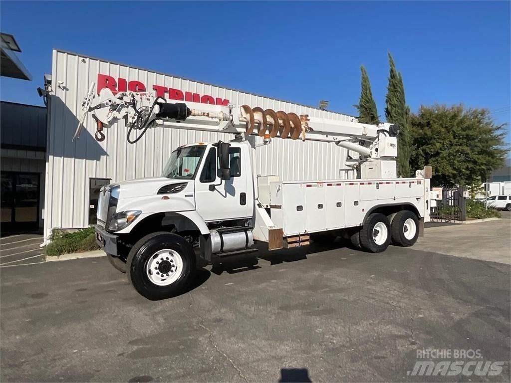 Altec D4065BTR Mobilní vrtná souprava