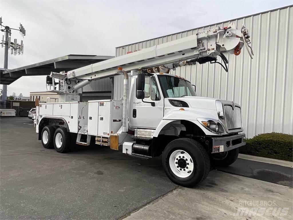 Altec D4065BTR Mobilní vrtná souprava