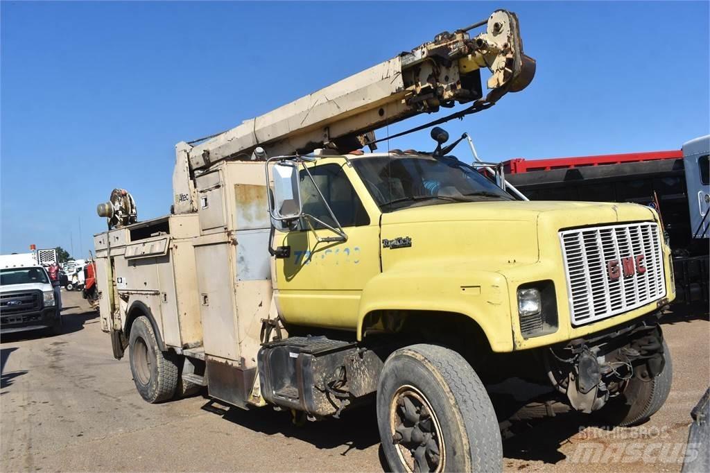 Altec D842ATR Mobilní vrtná souprava