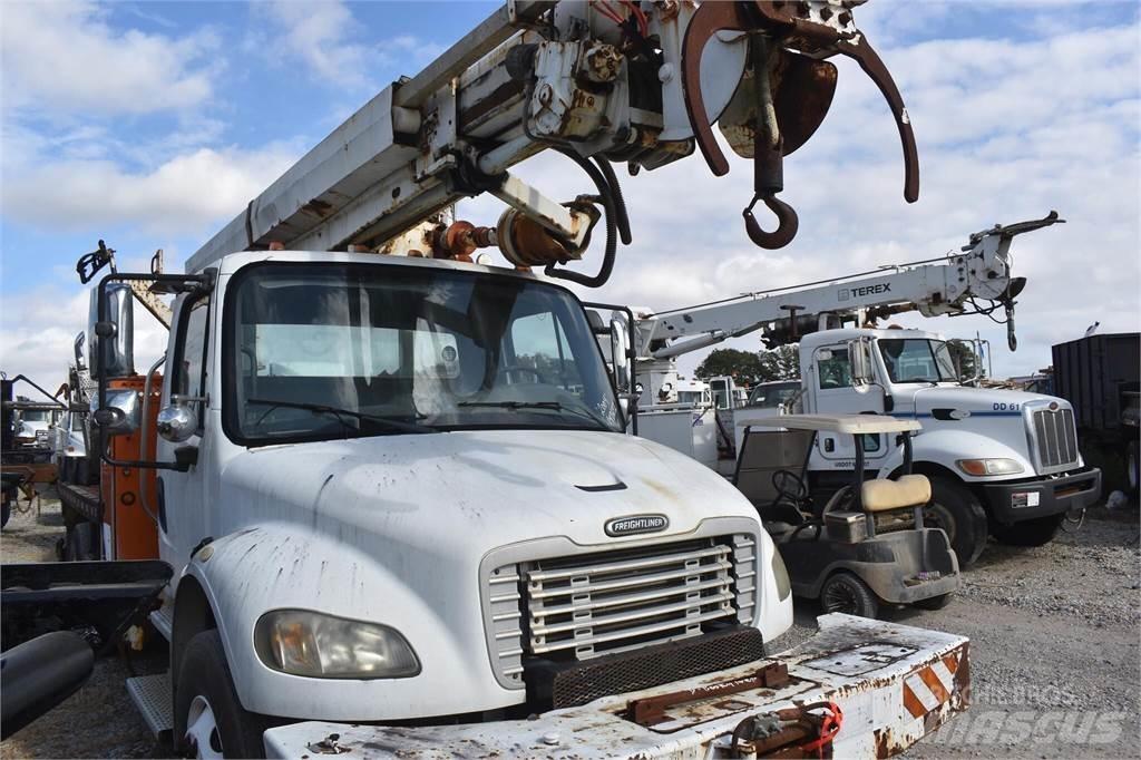 Altec D945B Mobilní vrtná souprava