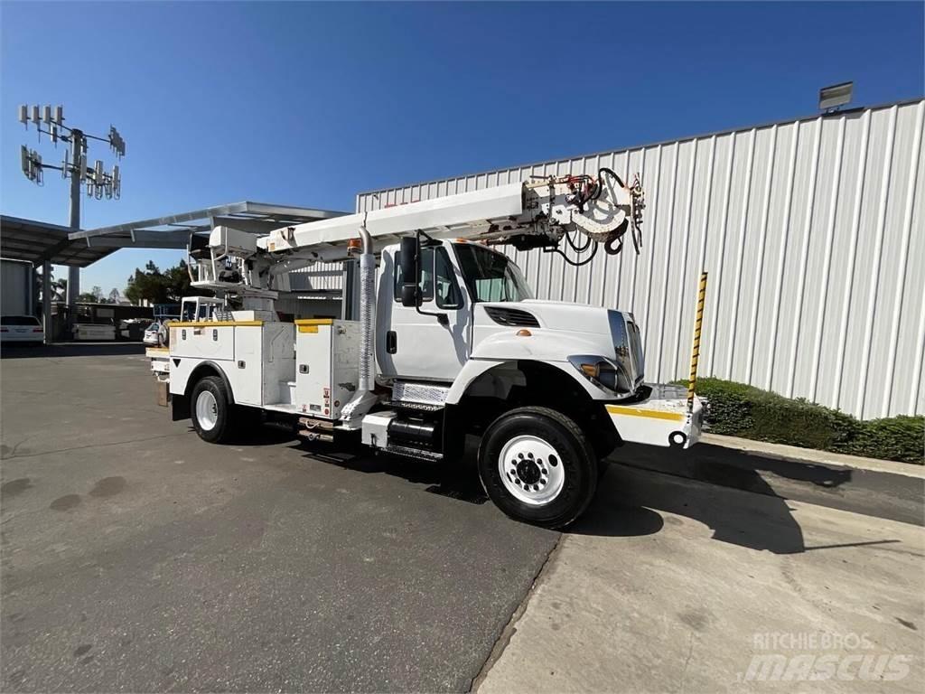 Altec DC47TR Mobilní vrtná souprava