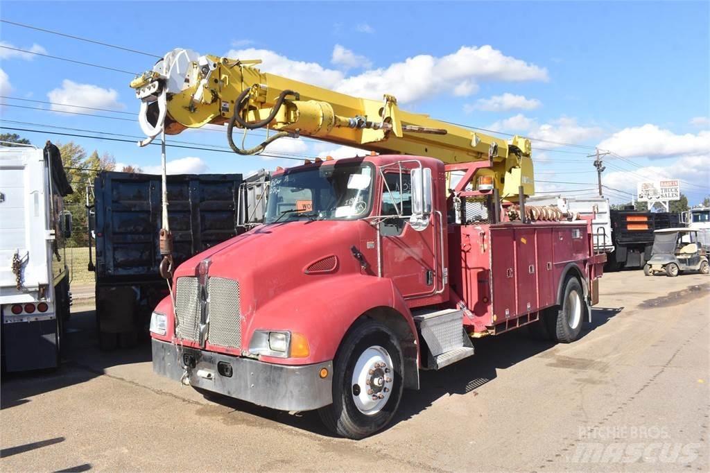 Altec DM47T Mobilní vrtná souprava