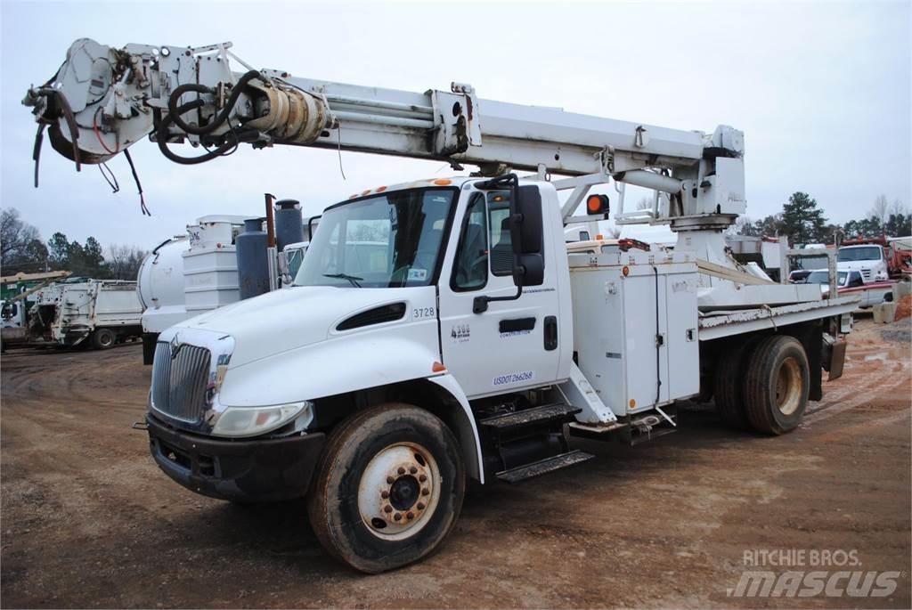 Altec DM47TR Mobilní vrtná souprava