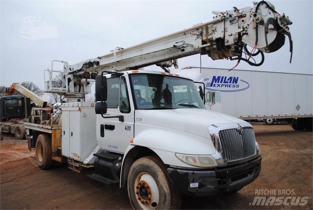 Altec DM47TR Mobilní vrtná souprava