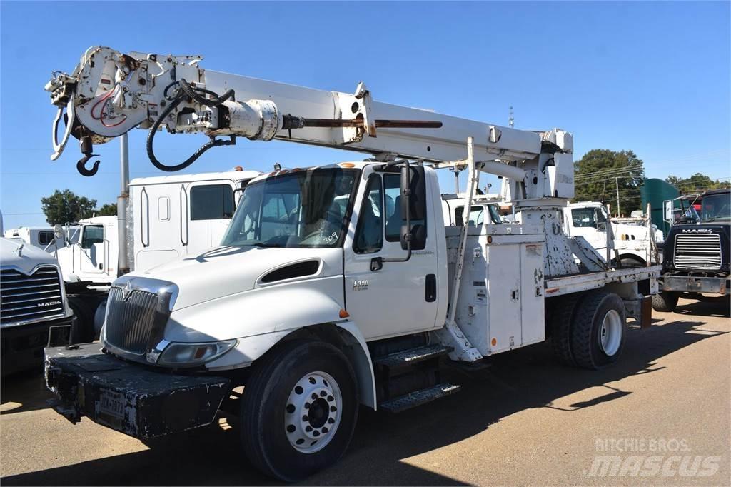 Altec DM47TR Mobilní vrtná souprava
