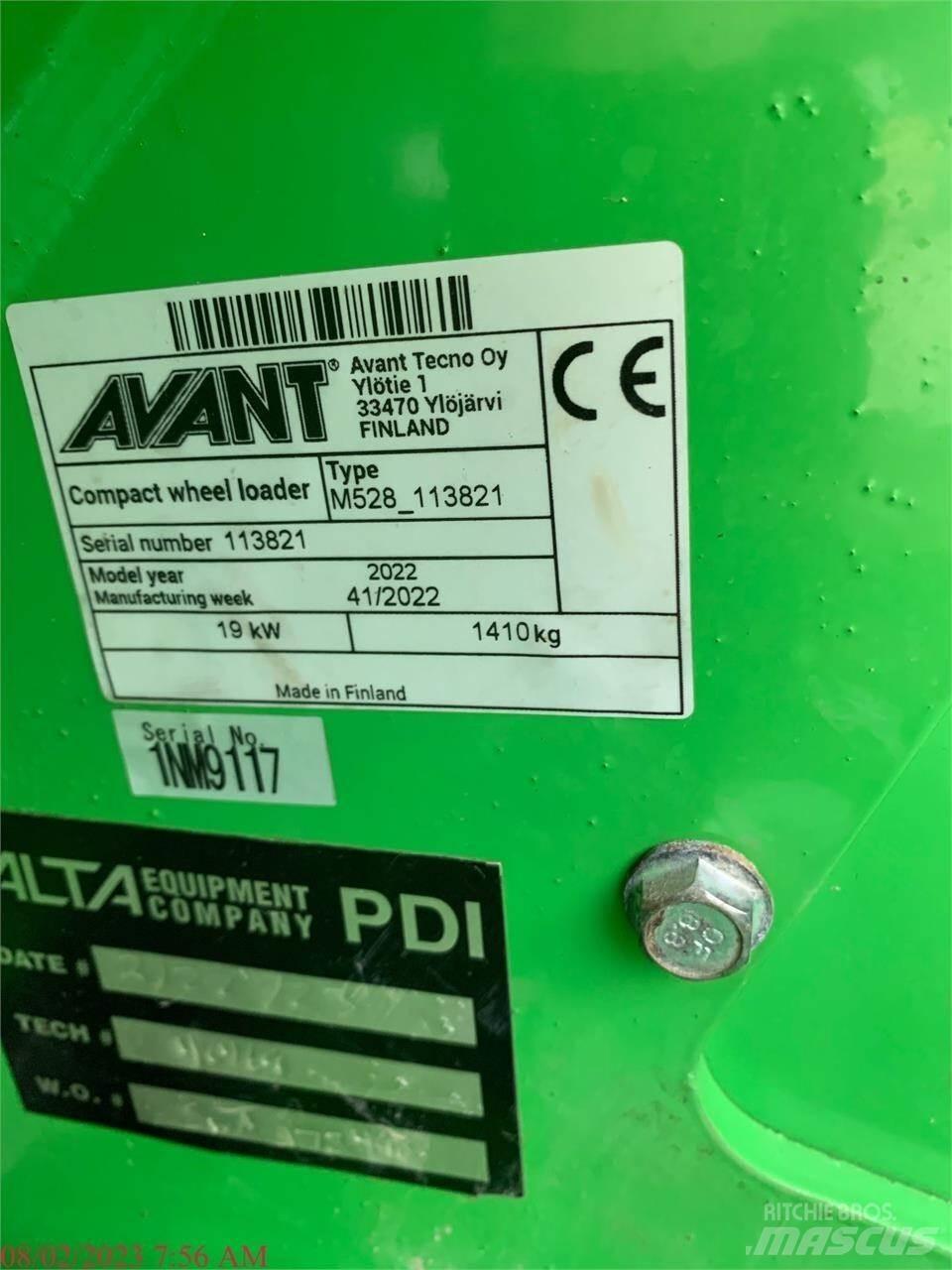 Avant 528 Kolové nakladače