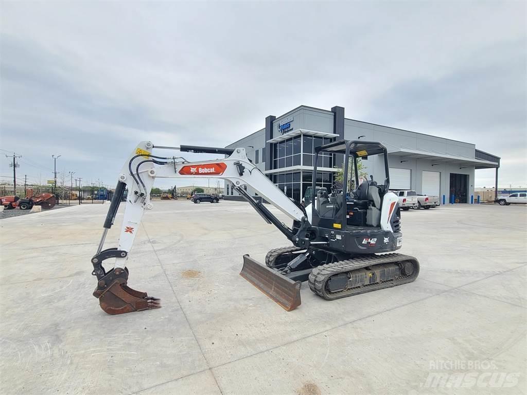 Bobcat E42 Mini rýpadla < 7t