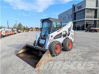 Bobcat S740 Smykem řízené nakladače