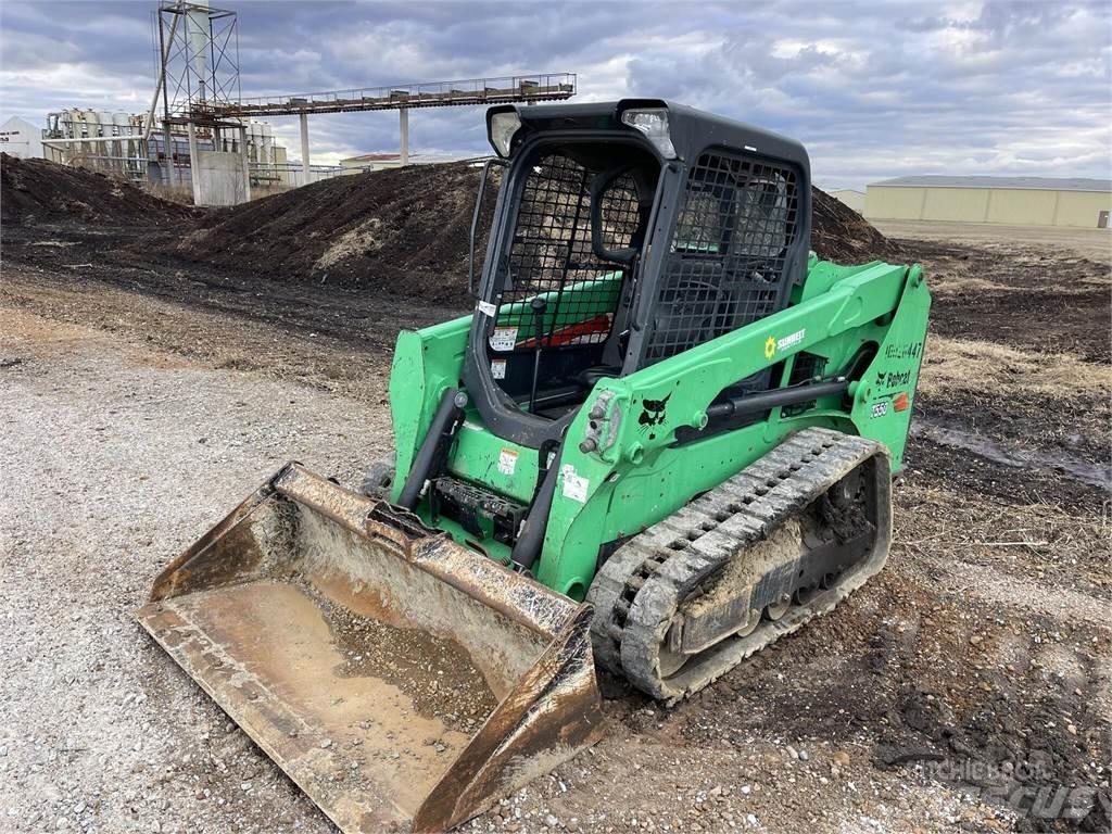 Bobcat T550 Smykem řízené nakladače