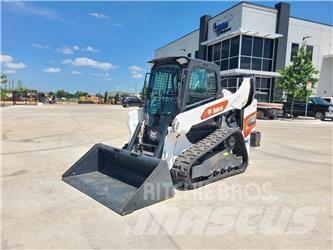 Bobcat T66 Smykem řízené nakladače