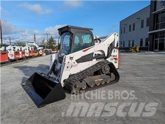 Bobcat T870 Smykem řízené nakladače